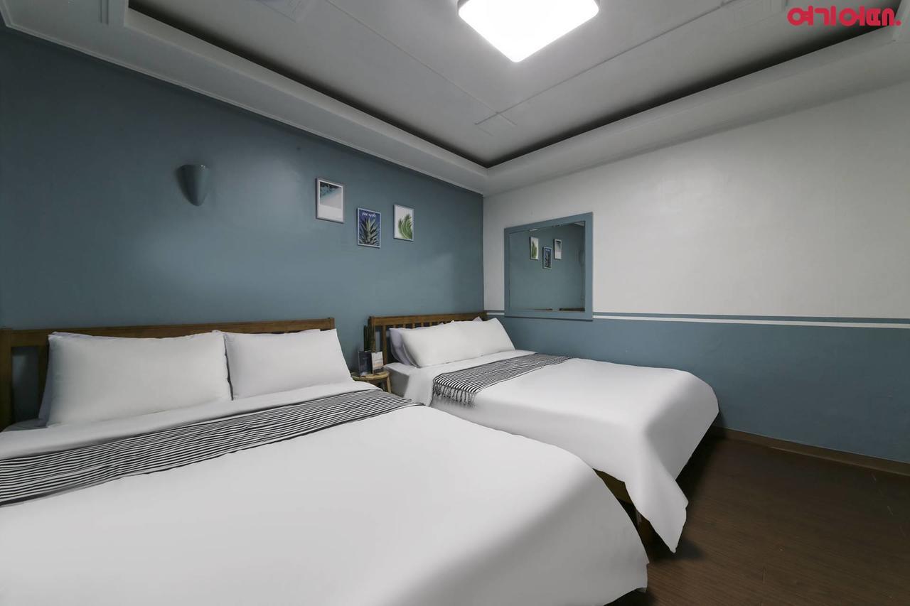 Sinchon Sisters Hostel Сеул Екстериор снимка