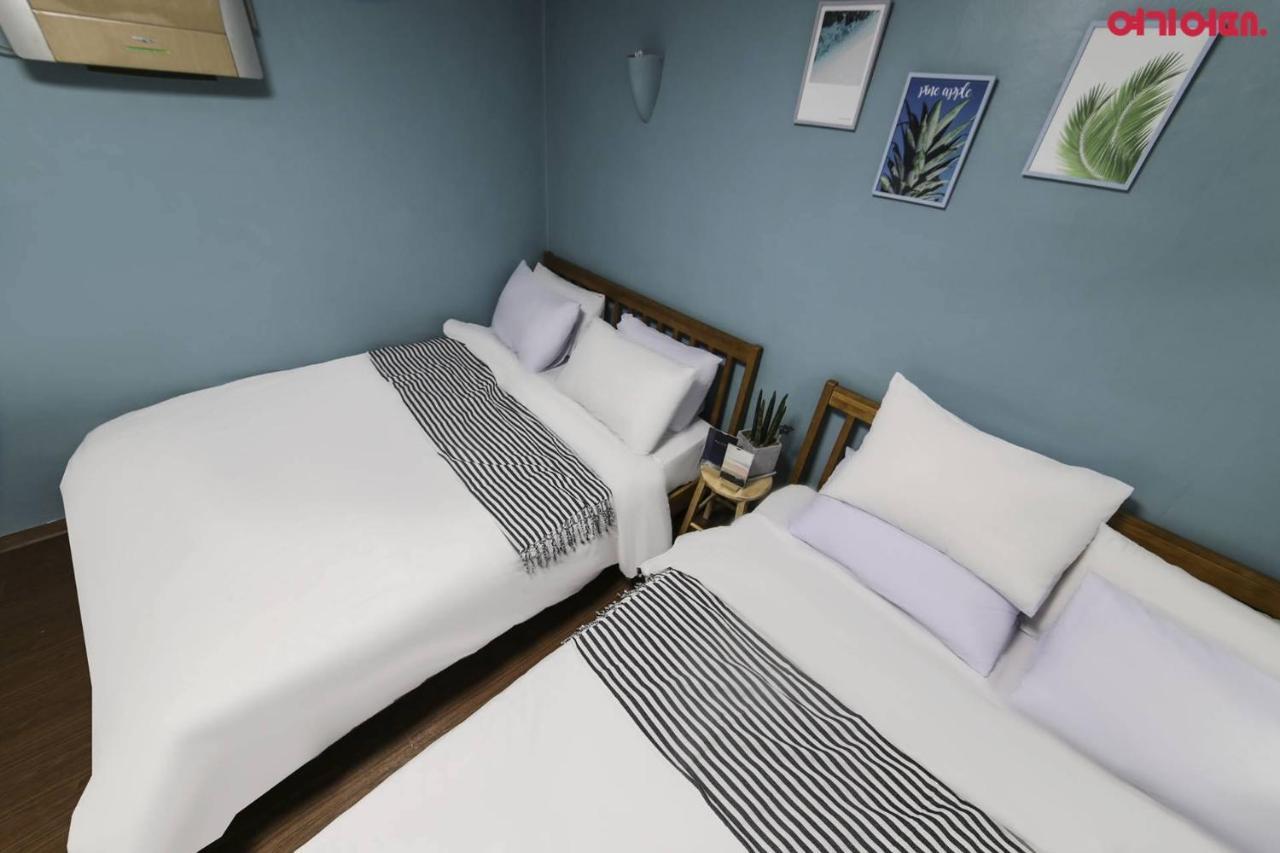 Sinchon Sisters Hostel Сеул Екстериор снимка