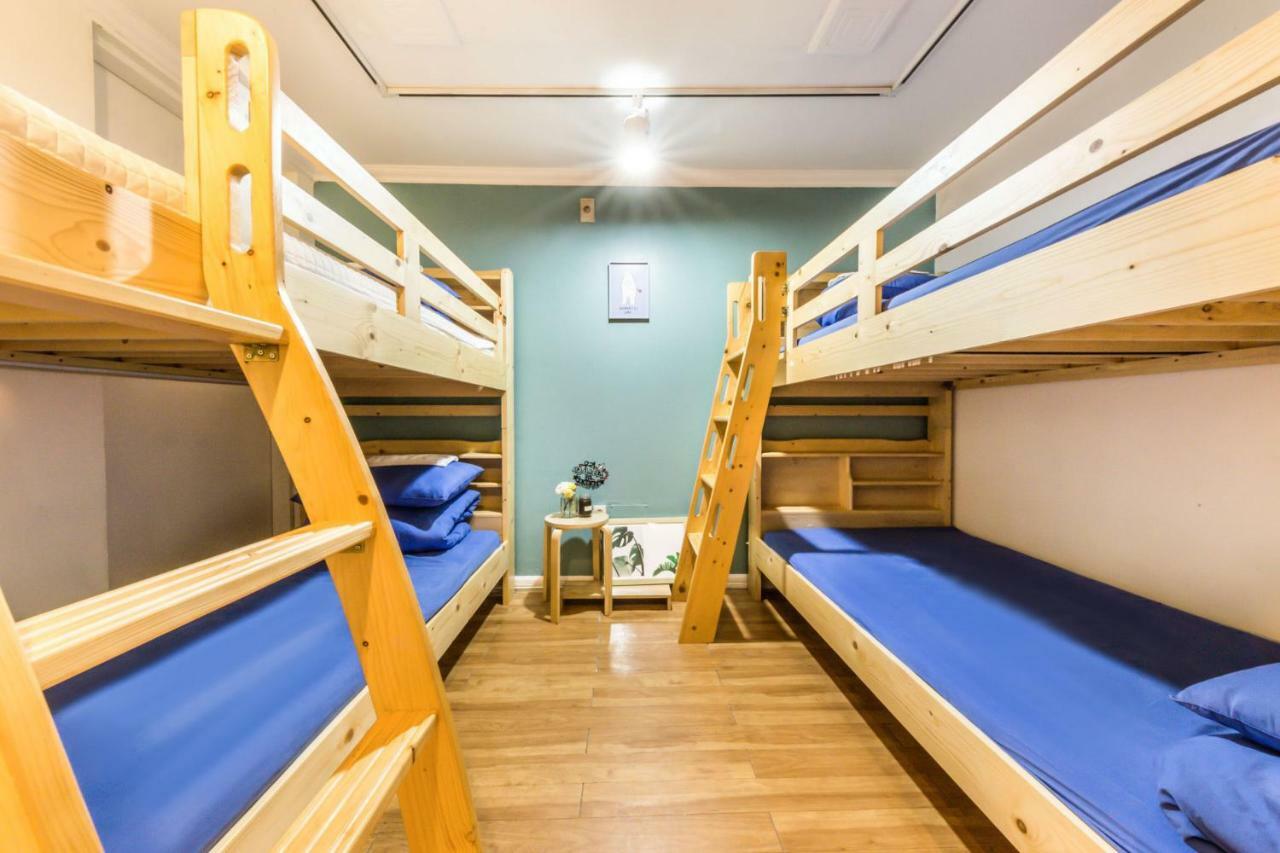 Sinchon Sisters Hostel Сеул Екстериор снимка